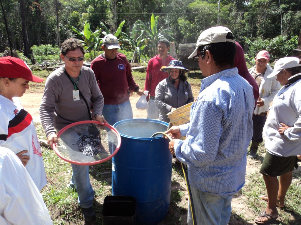 agricultores em treinamento