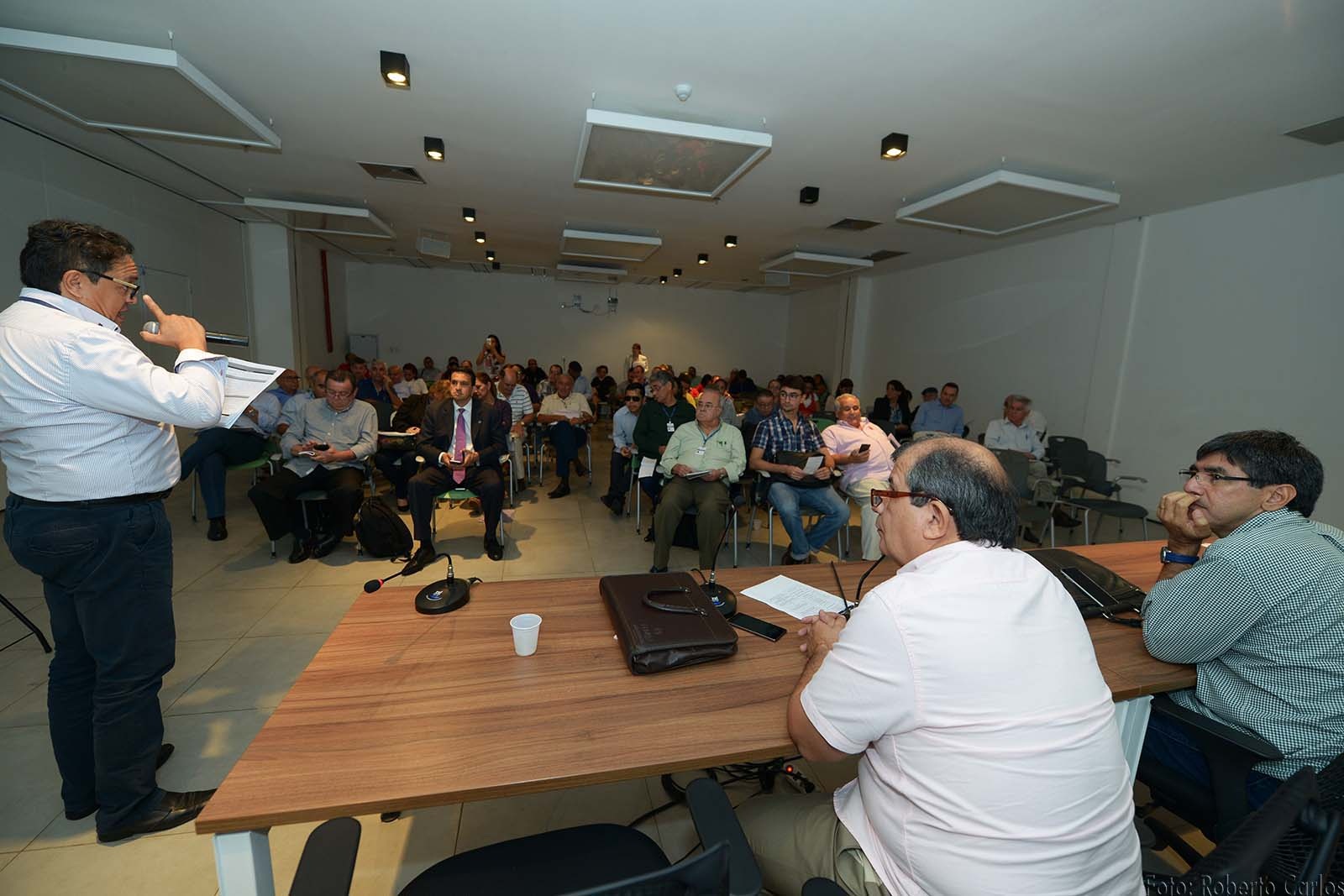 13-04-2016-Fotos Roberto Carlos Debates da Nova Matriz Econômica Ambiental (11)