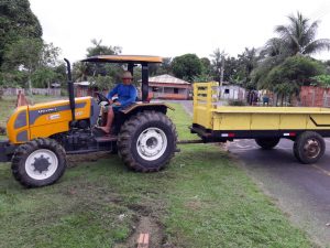 Agricultor de Novo Remanso é beneficiado pelo programa Mais Alimentos com o apoio do Idam