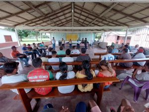 Idam segue com reuniões com comunitários de Parintins para definição de ordenamento pesqueiro
