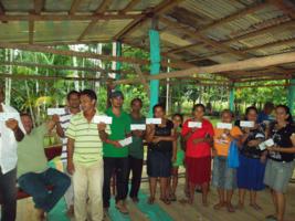 Imagem da notícia - Agricultores de Assentamentos recebem Carteira do  Produtor Rural