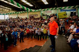 Imagem da notícia - Governo do Amazonas anuncia revitalização da cadeia do pescado e do polo moveleiro no Alto Solimões