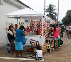 Imagem da notícia - 1ª Feira de Artesanato Indígena é realizada em São Gabriel da Cachoeira