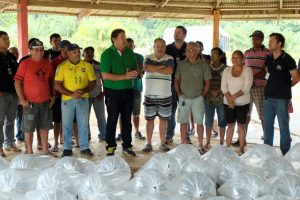 Imagem da notícia - Distribuição de alevinos de tambaqui estimula piscicultura no Assentamento Tarumã Mirim
