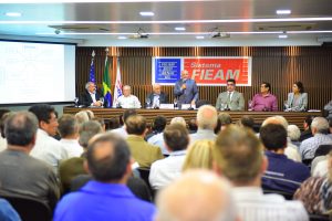 Imagem da notícia - Governador do Amazonas, professor José Melo, apresenta Matriz Econômica Ambiental para Federação das Indústrias do Estado do Amazonas