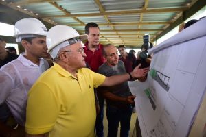 Imagem da notícia - Governador do Estado José Melo anuncia pacote de obras para o biênio 2017/2018 e participa do encontro de gestores atuantes na Matriz Econômica Sustentável