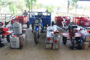 Imagem da notícia - Idam e Sepror atuam em conjunto com FPS na entrega de equipamentos agrícolas no Careiro da Várzea