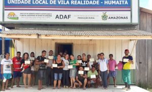 Imagem da notícia - Idam  faz palestras sobre  ‘boas práticas’ nas culturas  de banana e mandioca para produtores de Humaitá