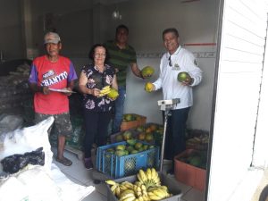 Imagem da notícia - Produtor cadastrado no PNAE é beneficiado com transporte e distribuição de sua produção pelo Idam de Tabatinga