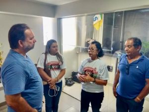 Imagem da notícia - Diretora-presidente do Idam participa da 32ª Festa do Açaí em Codajás