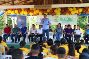 Imagem da notícia - Governo entrega triciclos a agricultores para transporte da produção