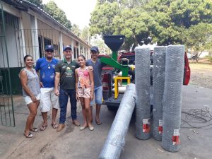 Imagem da notícia - Agricultores de Humaitá recebem incentivo de crédito rural para investimento nos cultivos de banana e macaxeira