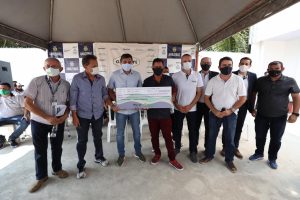 Imagem da notícia - Governador entrega cartões do produtor primário e anuncia investimentos em Tapauá