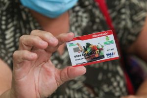 Imagem da notícia - Idam entrega mais de 5,9 mil Cartões do Auxílio Estadual nos municípios