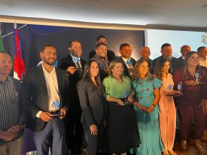 Imagem da notícia - Projeto Rota do Mel de Boa Vista do Ramos é homenageado por prêmio do Sebrae 