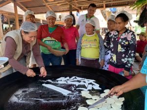 Imagem da notícia - Idam fomenta a agricultura indígena em Amaturá com capacitação em derivados de mandioca