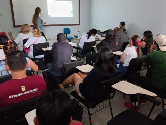 Idam participa da 9ª Feira de Agronegócios da Nilton Lins com palestras e oficina