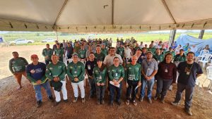 Imagem da notícia - Idam amplia conhecimento de produtores de abacaxi em Itacoatiara