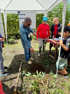 Imagem da notícia - Em Autazes, Idam promove excursão de agricultores a Unidade de Observação de Mandioca