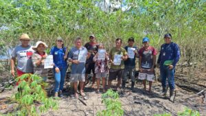Imagem da notícia - Em São Sebastião do Uatumã, agricultores familiares recebem ação de regularização