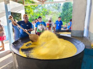 Imagem da notícia - Em Tonantins e Borba, curso de produção de farinha de mandioca do Idam beneficia agricultores familiares