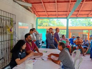 Imagem da notícia - Idam e Adaf levam regularização de documentos rurais e palestra a moradores do Ramal do Brasileirinho em Manaus