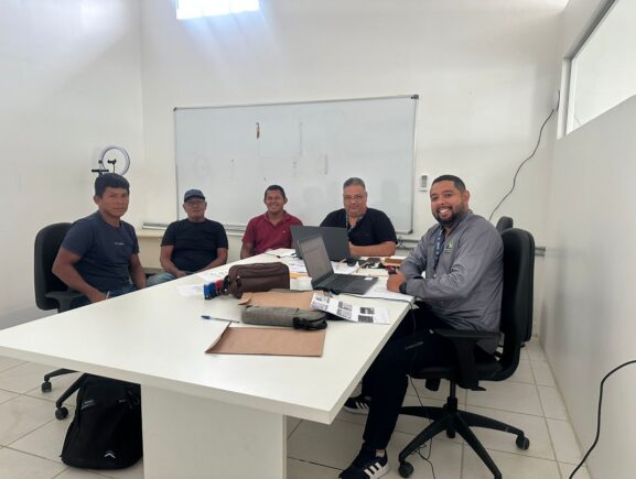Com assessoria do Idam, pescadores artesanais de Santa Isabel do Rio Negro asseguram inve…