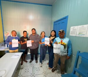 Em Lábrea, Idam atua na emissão e entrega de documentos a mais de 40 agricultores indígen…
