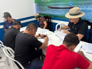 Idam auxilia pecuaristas e pescadores artesanais de Boa Vista do Ramos a acessarem mais d…