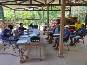 Idam realiza a emissão e renovação de documentos rurais a comunitários de Itapiranga